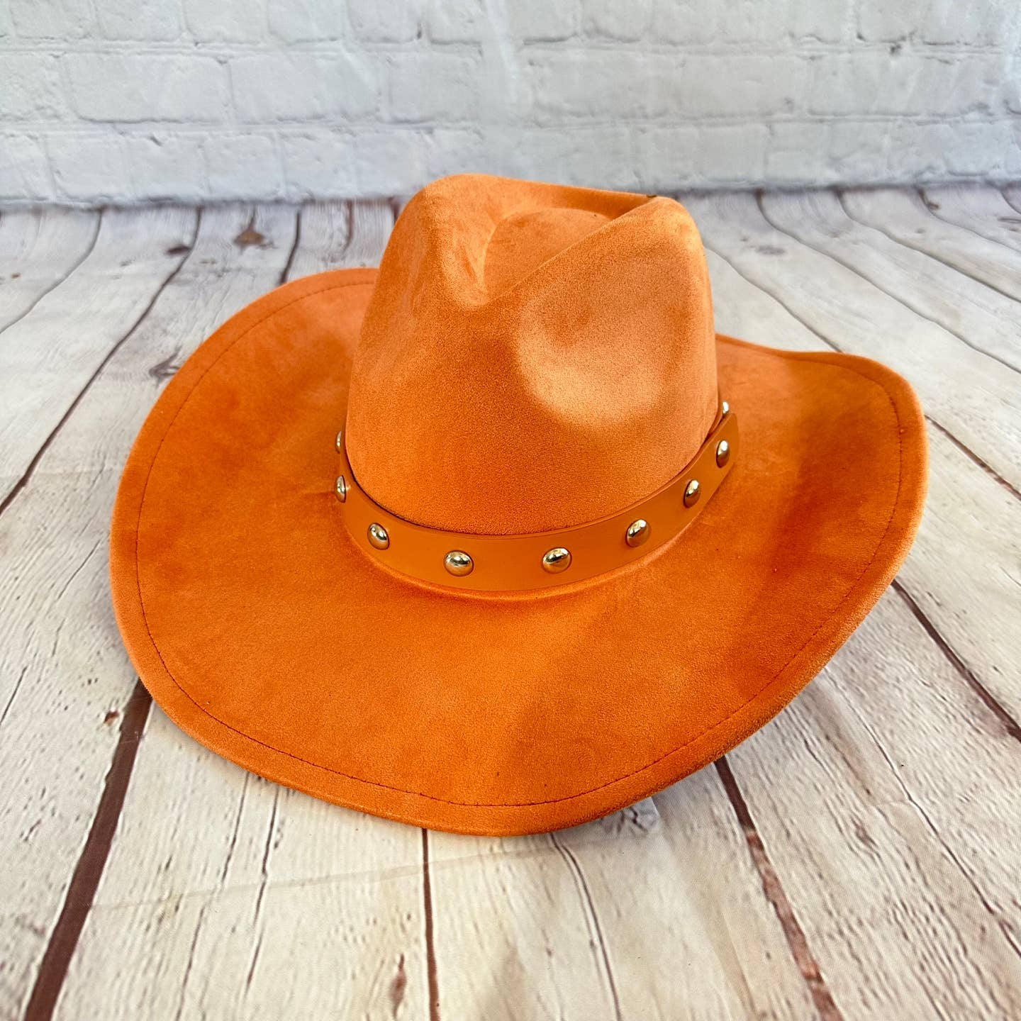 Vegan suede cattleman cowboy hat With Steard Leather belt st