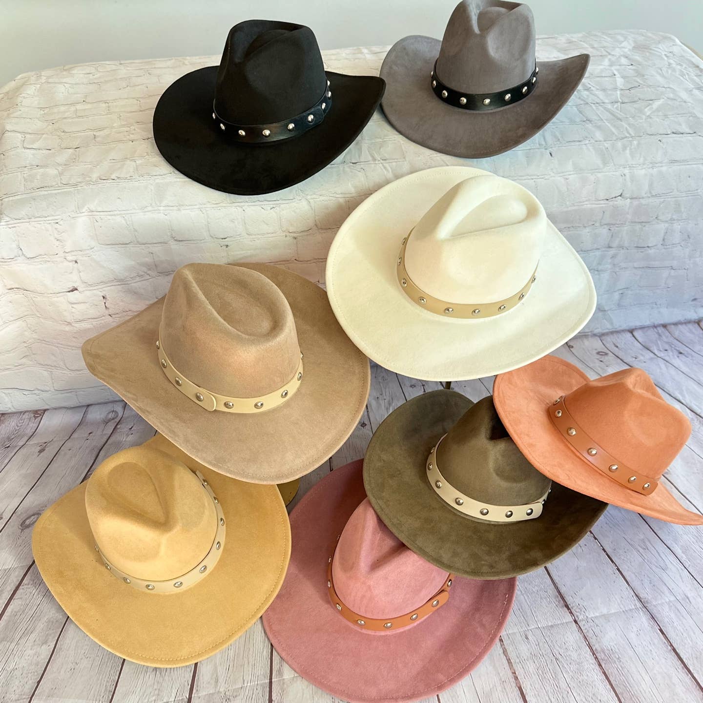 Vegan suede cattleman cowboy hat With Steard Leather belt st