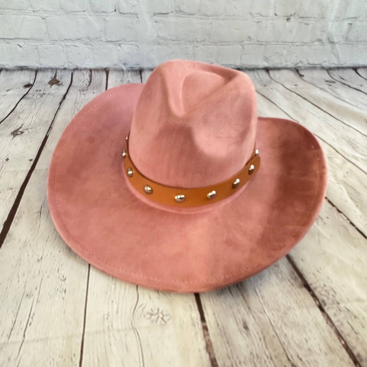 Vegan suede cattleman cowboy hat With Steard Leather belt st