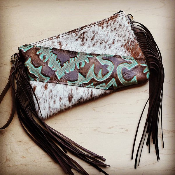 Handbag with fringe and turquoise laredo accent